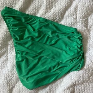 ONE SHOULDER GREEN RUCHED TOP SKY TO MOON SIZE L FITS S/M/L